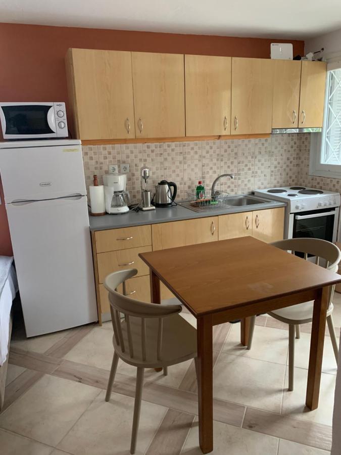 Zacharos Elegant Studio Leonídion Extérieur photo
